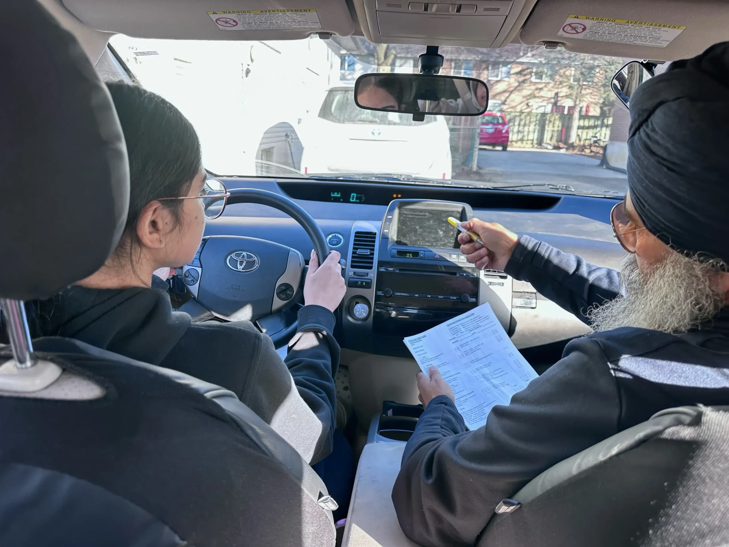 The Ultimate Guide to Choosing the Best Driving Instructor License in Ontario